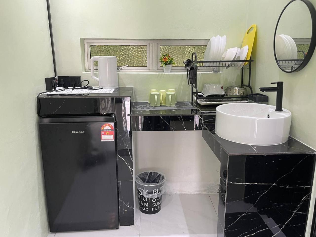 Ar Homestay & Roomestay Merlimau Экстерьер фото